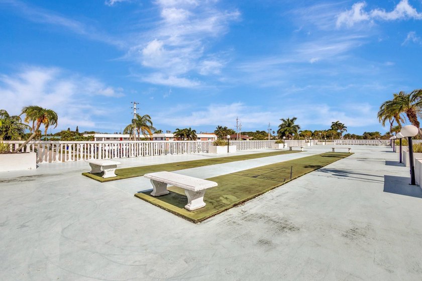 Enjoy stunning intracoastal views from this 5th-floor 2 Bedroom - photo 36