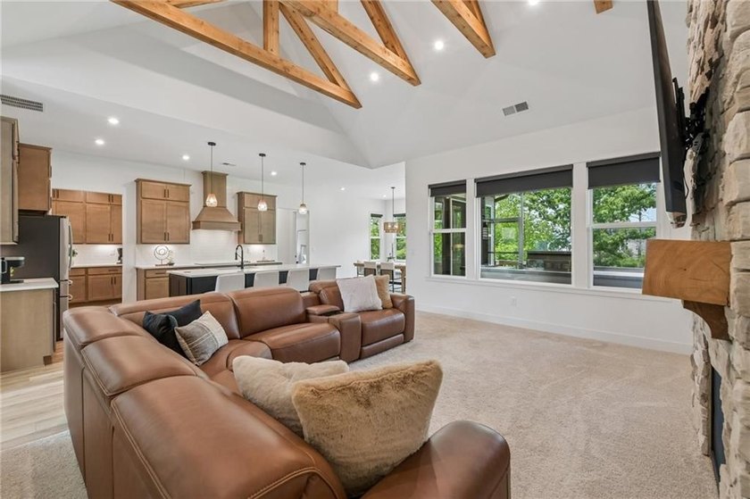 Rare lakefront opportunity in Twin Lakes featuring stunning lake - photo 7