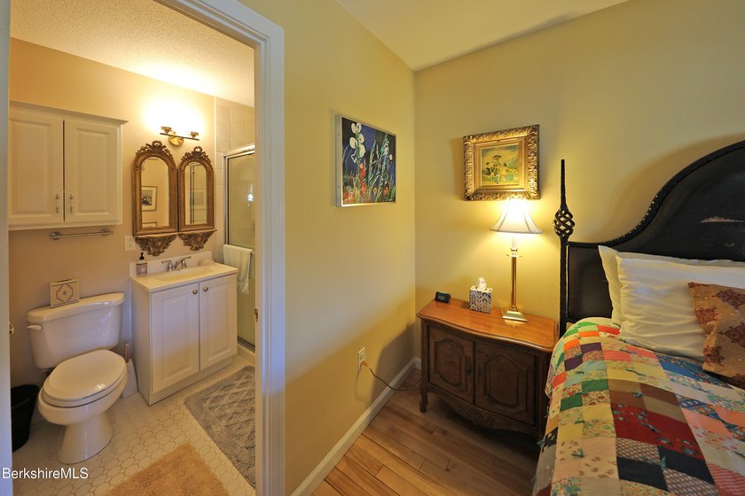 This attractive multi level townhome has been renovated and - photo 22