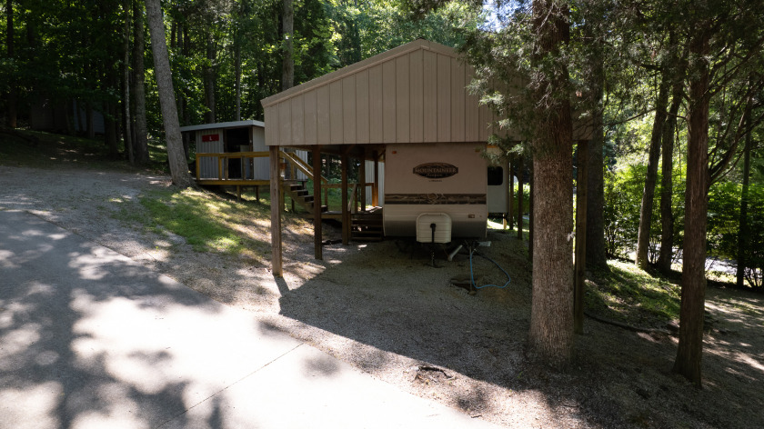 Waterfront Lot, Camper, Electric, Water &amp; Septic Connected - photo 3