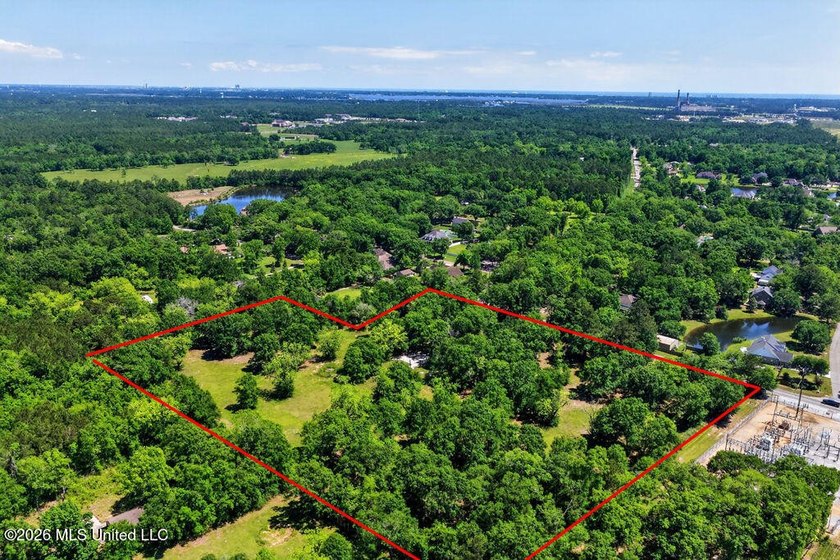 Gorgeous Acreage * Partially Cleared * Residential Estate Zoning - photo 17