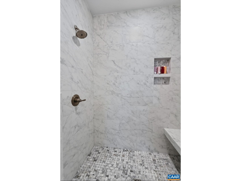 OPEN SUN 7/19. Old Trail in Crozet. End unit villa backing to - photo 25