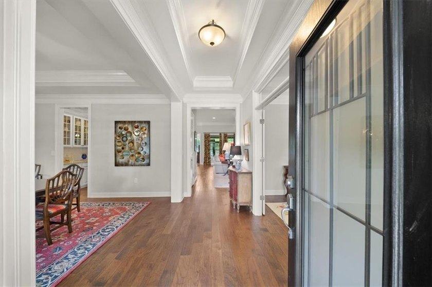 Welcome home to Soleil Laurel Canyon! Enjoy breathtaking views - photo 3