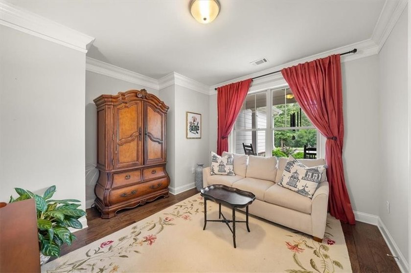 Welcome home to Soleil Laurel Canyon! Enjoy breathtaking views - photo 4