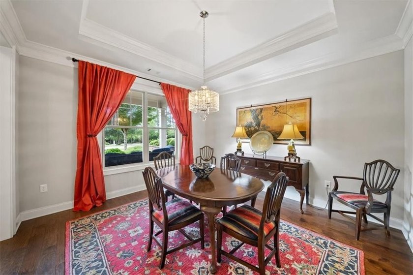 Welcome home to Soleil Laurel Canyon! Enjoy breathtaking views - photo 7
