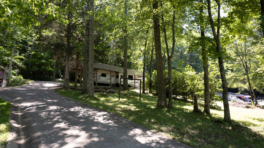 Waterfront Lot, Camper, Electric, Water &amp; Septic Connected - photo 7