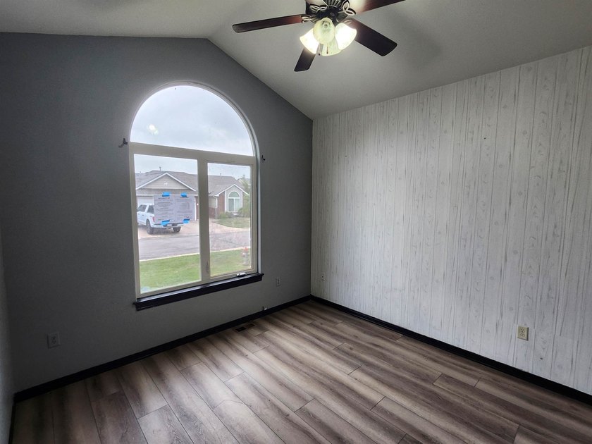 Great opportunity in gated community in East Wichita. Brick - photo 5