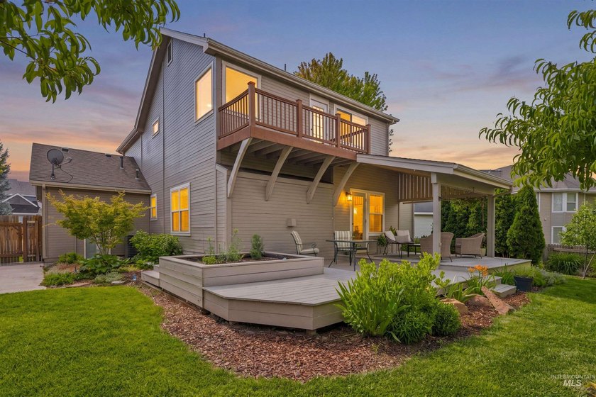 Inviting Lexington Hills home nestled on a quiet cul-de-sac - photo 8
