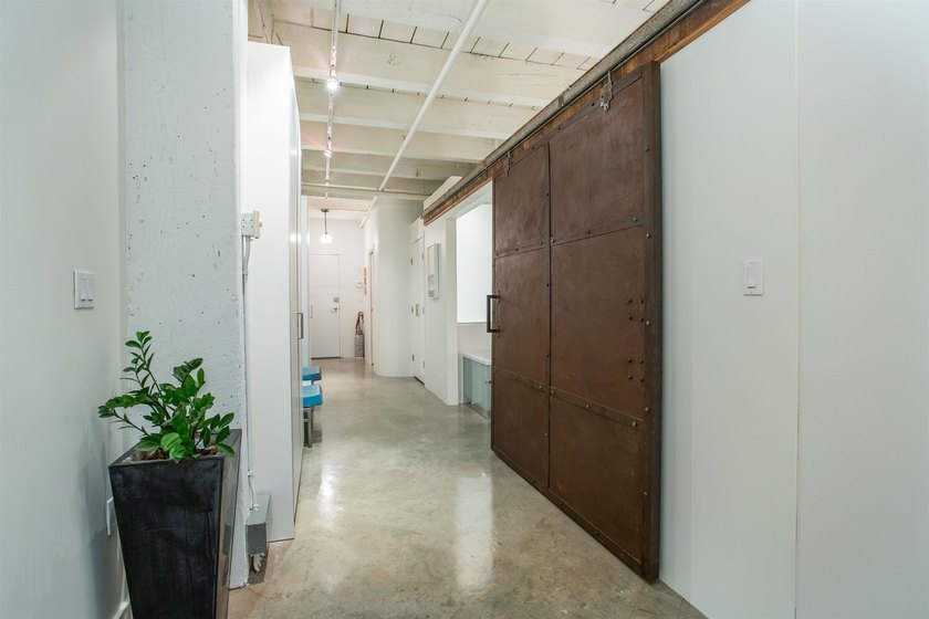 Expansive NYC style loft in Gastown's coveted Koret Lofts. This - photo 13
