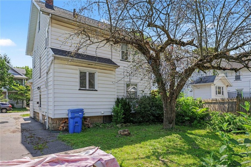 Welcome to 15 Alford Street! This charming 3-bedroom, 1-bath - photo 24