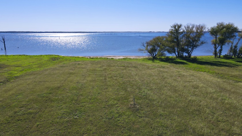 1+ Acre Waterfront Lot on Richland Chambers Lake! - photo 12