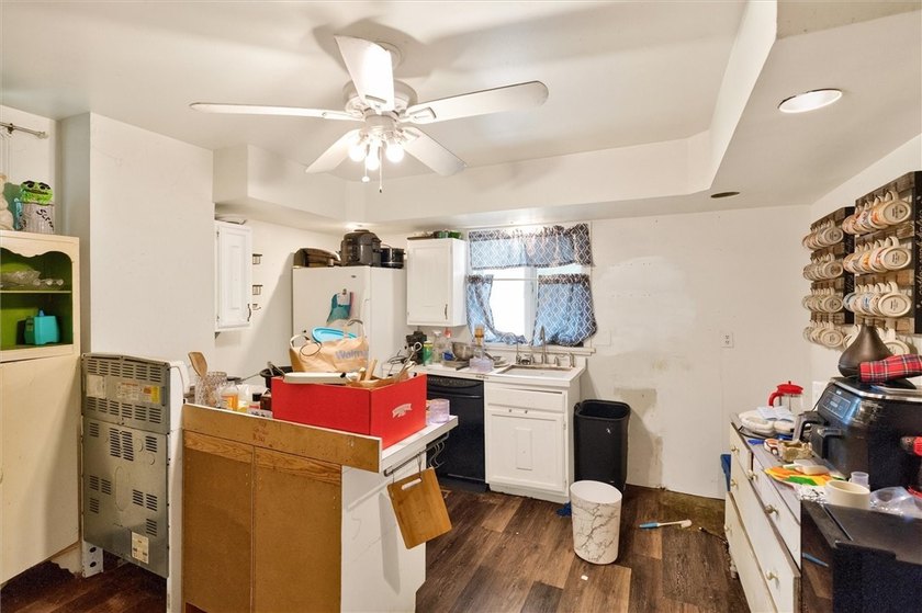 Welcome to 20 Quincy St in the very popular Beechwood - photo 12