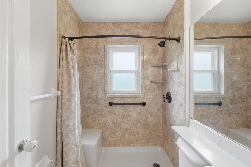 Under contract-accepting backup offers. Welcome to this - photo 26