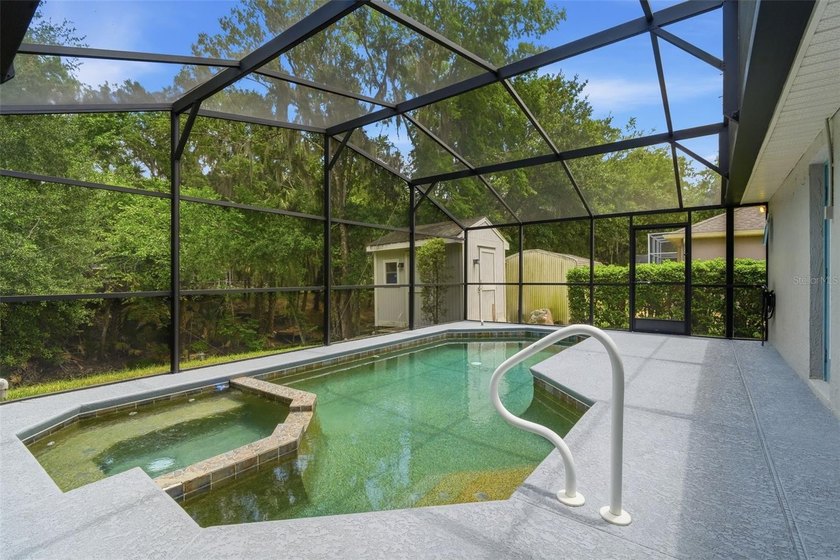 Under contract-accepting backup offers. Welcome to this - photo 43