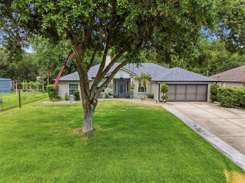 Under contract-accepting backup offers. Welcome to this - photo 49