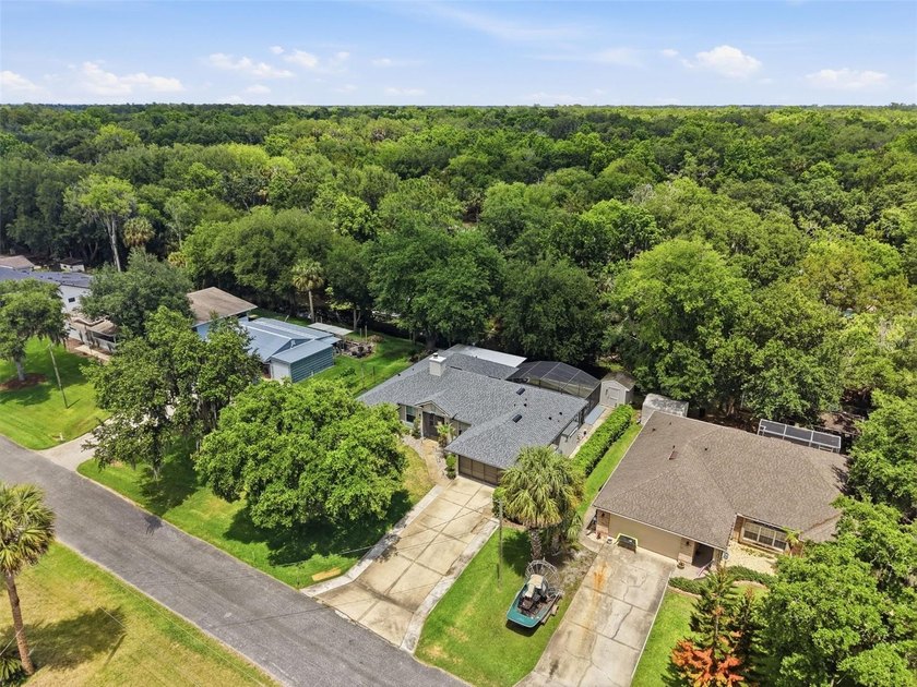 Under contract-accepting backup offers. Welcome to this - photo 50
