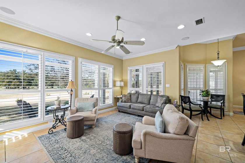Welcome to 331 Peninsula Blvd, Where Every Day Feels Like - photo 10