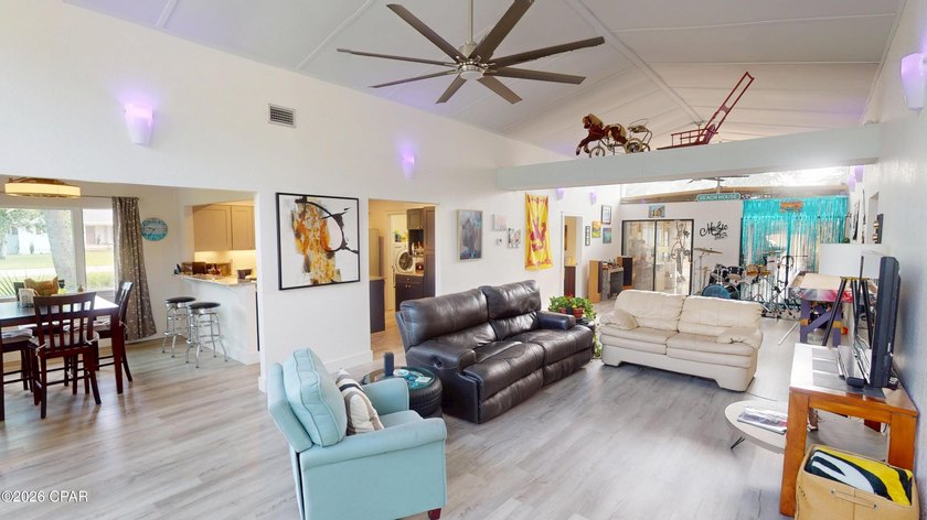 Welcome to 2001 Palm Boulevard, where coastal convenience meets - photo 3