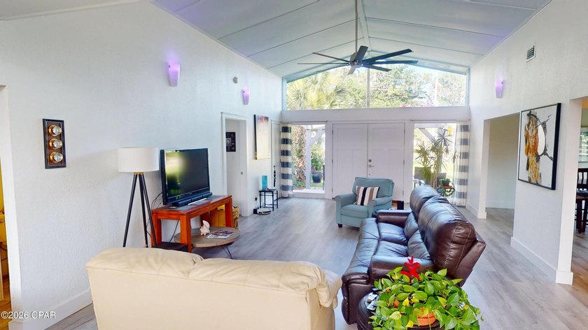 Welcome to 2001 Palm Boulevard, where coastal convenience meets - photo 5