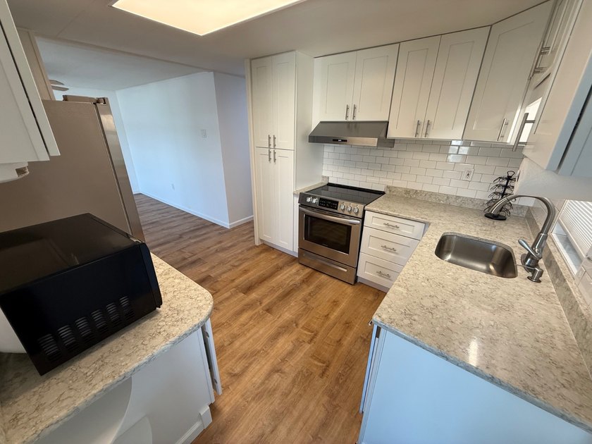 Just listed is this 2-bedroom 2-bathroom quality remodel in - photo 4
