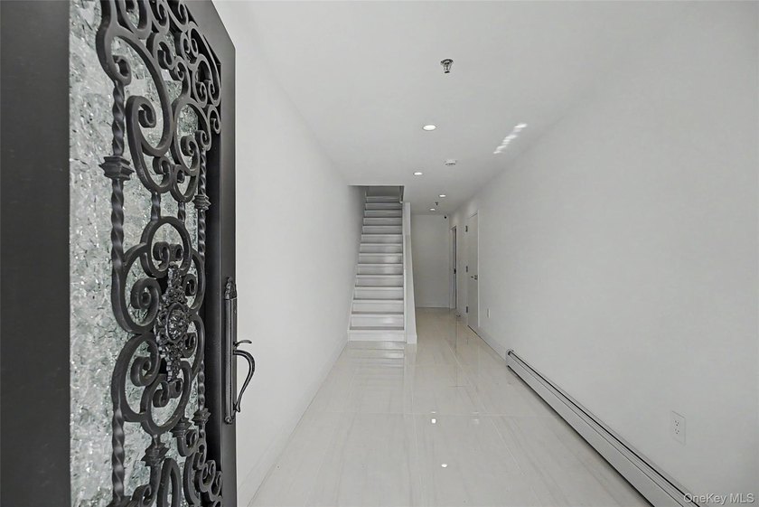 A rare opportunity to own a fully renovated semi-attached 663 - photo 6