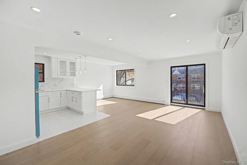 A rare opportunity to own a fully renovated semi-attached 663 - photo 8