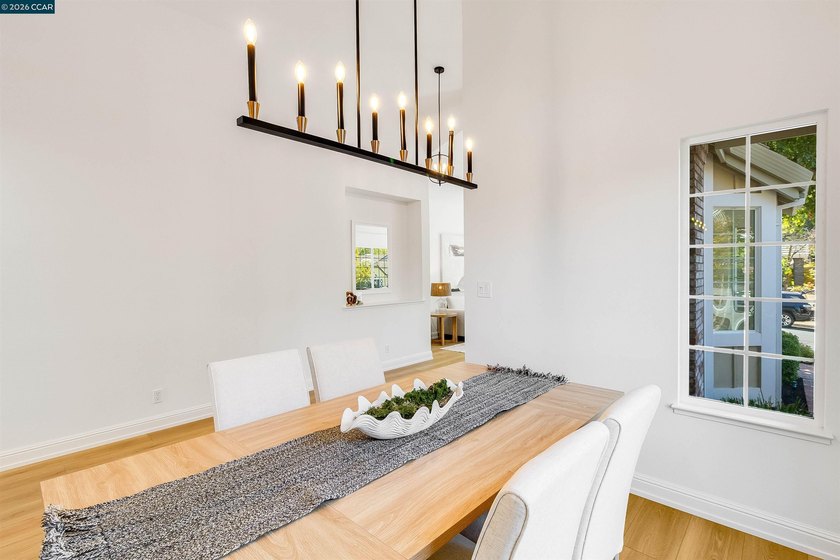 Beautifully refreshed and move-in ready, this 3-bedroom, 2-bath - photo 17