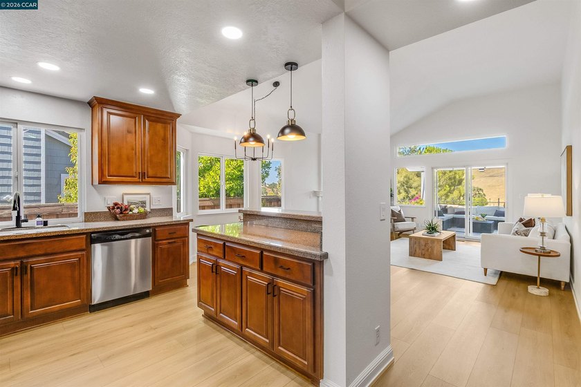 Beautifully refreshed and move-in ready, this 3-bedroom, 2-bath - photo 19