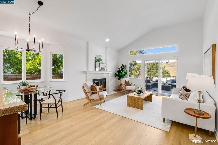 Beautifully refreshed and move-in ready, this 3-bedroom, 2-bath - photo 27