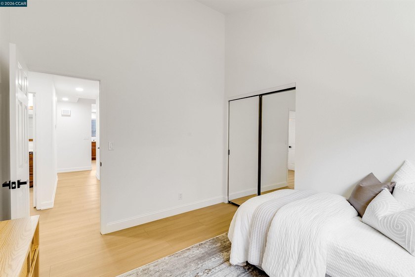 Beautifully refreshed and move-in ready, this 3-bedroom, 2-bath - photo 40