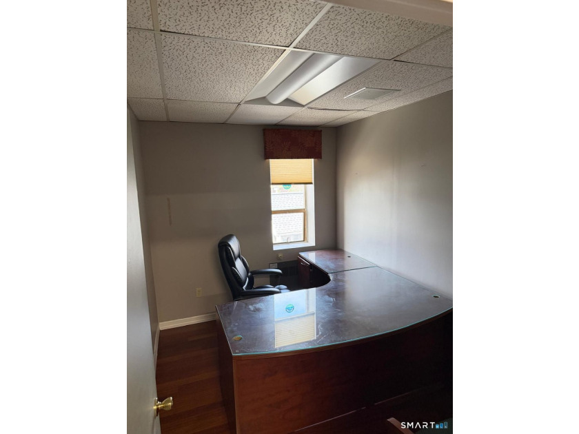 Opportunity to purchase a 1,758 SF fourth-floor professional - photo 17