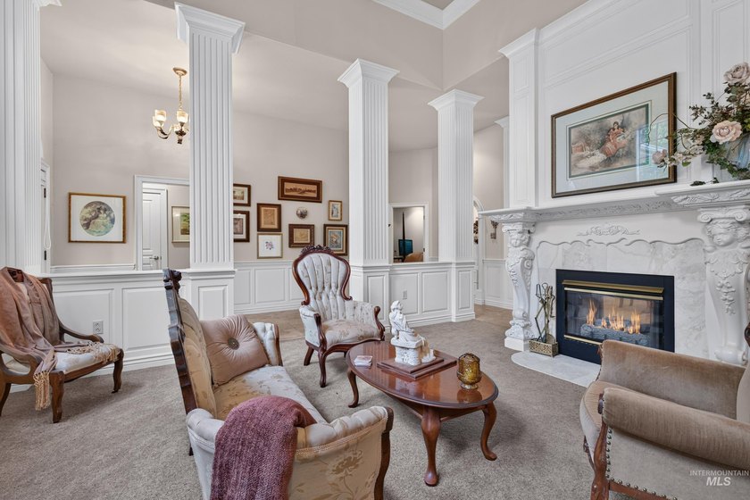 Custom-built waterfront home in Eagle's desirable Island Woods - photo 8