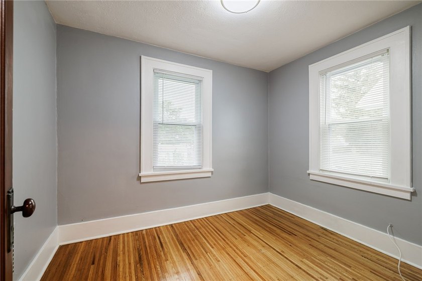 Welcome home to this charming 3-bedroom, 1-bath Colonial in - photo 18