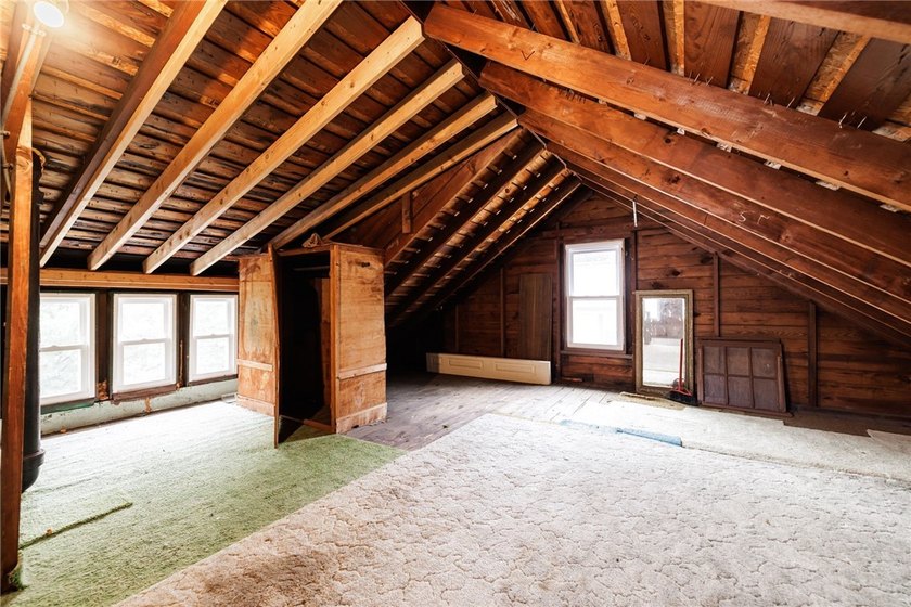 Welcome home to this charming 3-bedroom, 1-bath Colonial in - photo 24