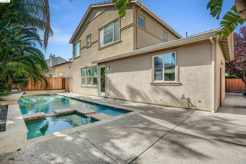 Price Improved! Move-in ready 5 bedroom, 3 bath home offering - photo 42