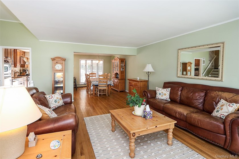 Nestled in the desirable Morgan Park Estates and backing - photo 5