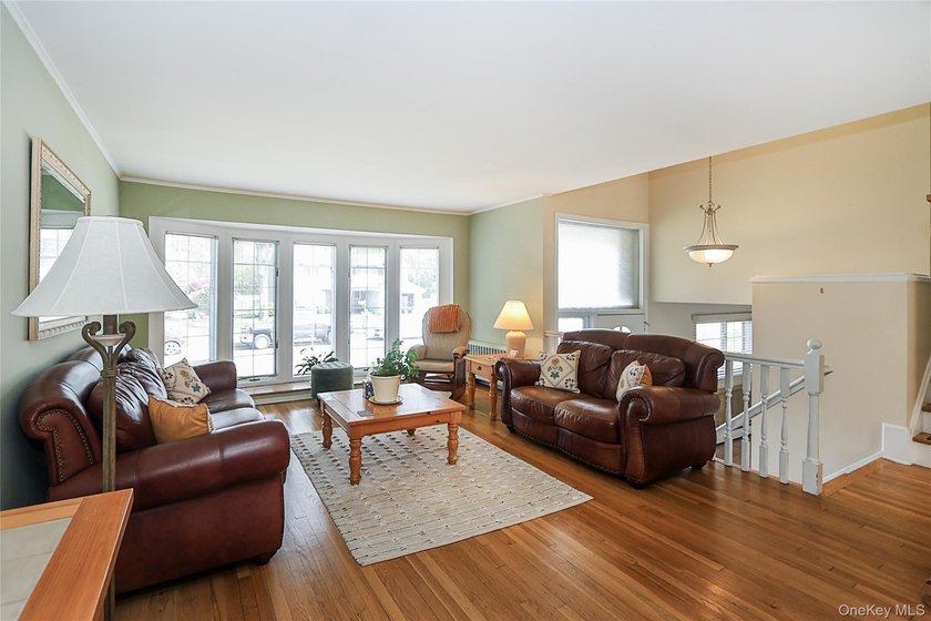 Nestled in the desirable Morgan Park Estates and backing - photo 7