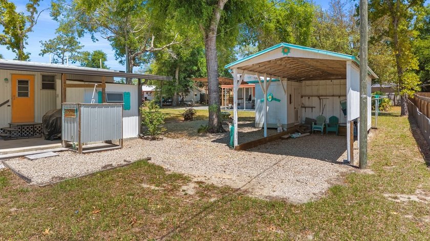Located right in the heart of Steinhatchee, this property offers - photo 21