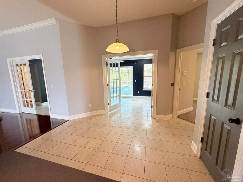 Welcome to your own private retreat in Pensacola! This spacious - photo 6