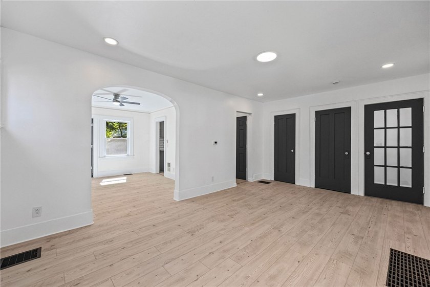 Completely renovated 3-bedroom, 2 full bath home offering - photo 6