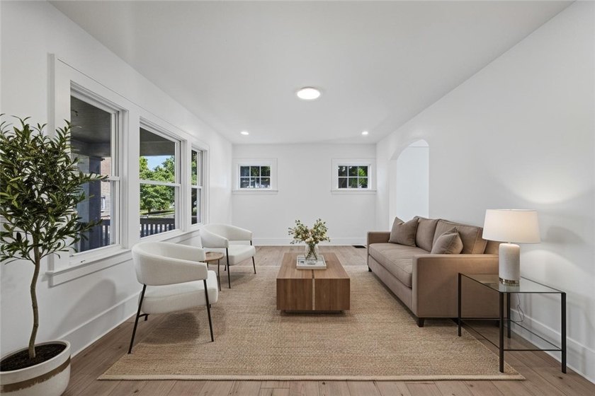 Completely renovated 3-bedroom, 2 full bath home offering - photo 7