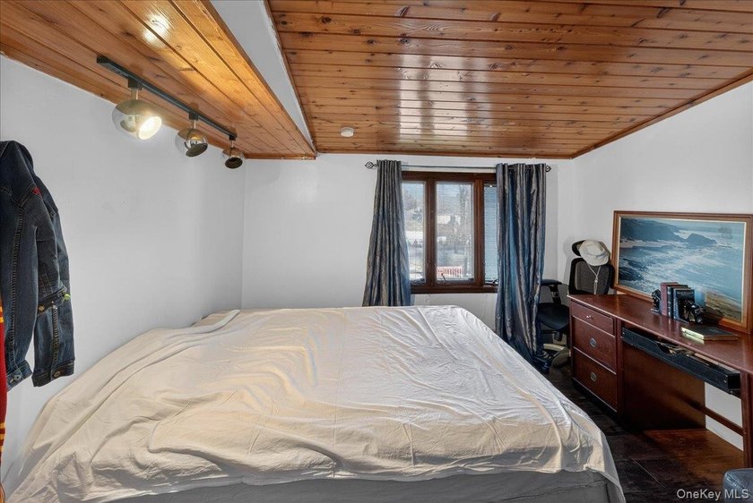 Welcome to this spacious and versatile home set on an oversized - photo 14