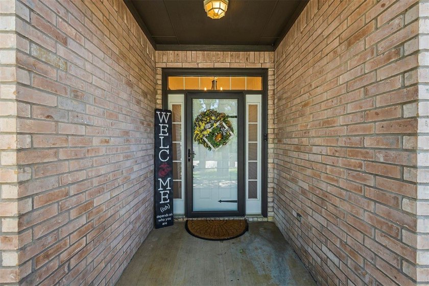 Welcome home to 5303 Tioga Ct. - where everyday living feels - photo 3