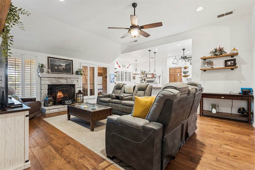 Welcome home to 5303 Tioga Ct. - where everyday living feels - photo 6