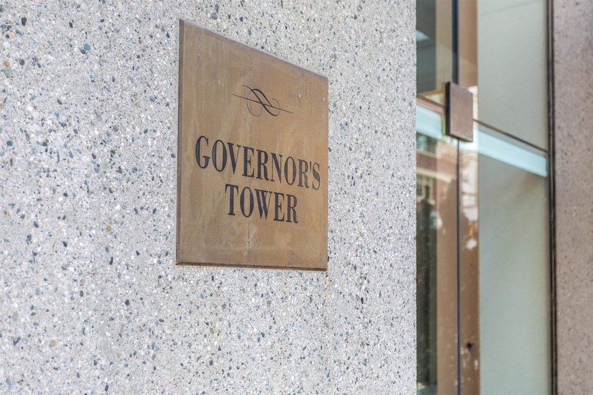 Governor's Tower in Yaletown, this updated 3-bedroom home offers - photo 23