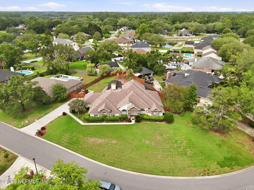 Exceptional living in this beautifully 5 BD, 4-BA turn key pool - photo 49