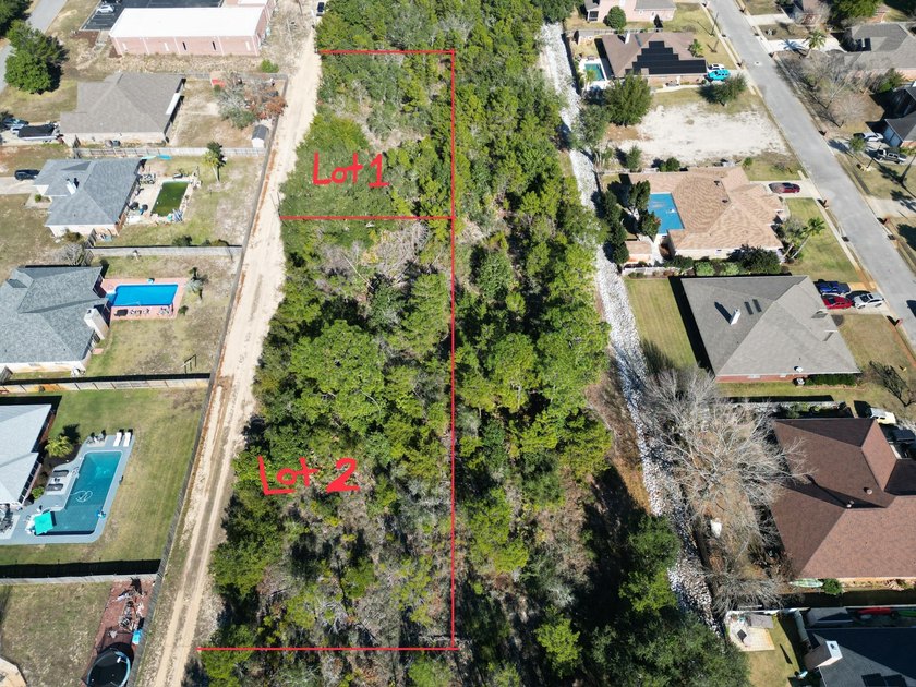 505 Ac interior lot zoned R1 with Frontage 220. According to - photo 5