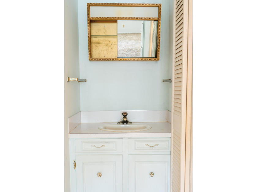 Shadowmoss | 3 BR | 2.5 BA | 2,330 Sq Ft | 0.26-Acre Charming - photo 36