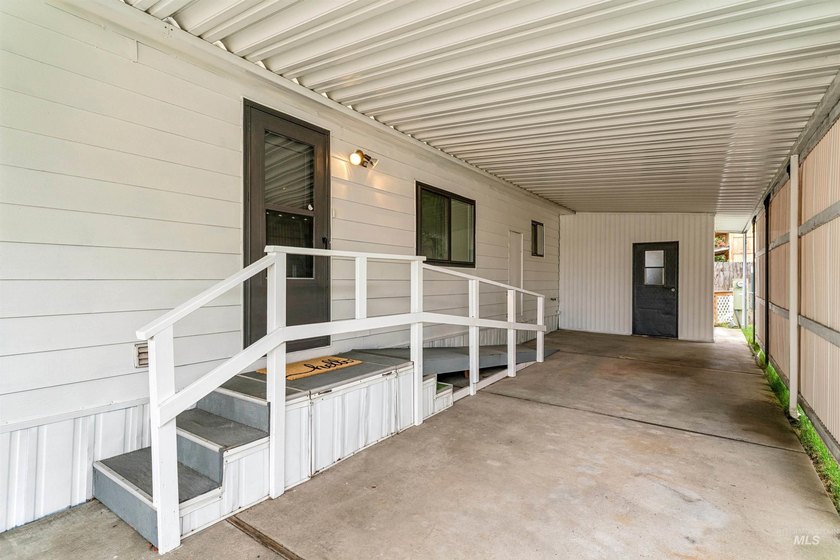 Fully Updated Home in Active 55+ Gated Community. It's not just - photo 9