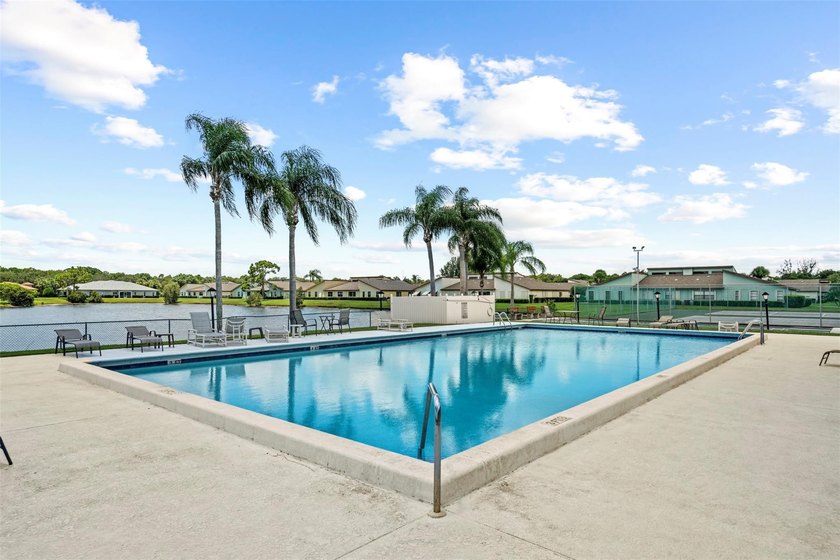 Best value in the Savannah's! No HOPA. This spacious 2br/2ba - photo 31